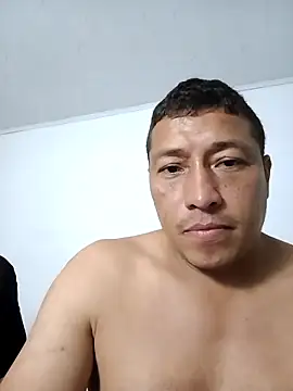 natalliecoopers online show from February 10, 3:43 am