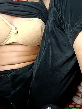 Snapshot of Hot_priya87 chatting on January 8, 3:58 pm Hot priya87 online show from January 8, 3:58 pm