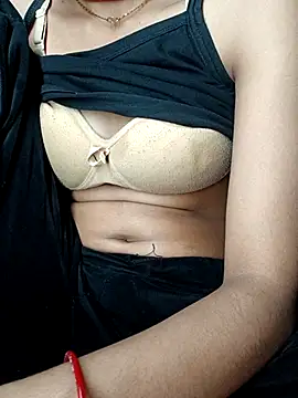 Snapshot of Hot_priya87 chatting on January 14, 10:32 am Hot priya87 online show from January 14, 10:32 am