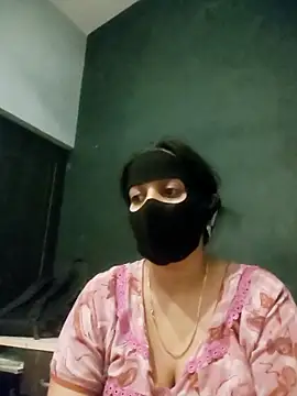 Snapshot of Tamilfathi chatting on February 8, 1:58 pm Tamilfathi online show from February 8, 1:58 pm