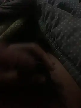 Snapshot of YeNaked chatting on April 14, 12:16 am YeNaked online show from April 14, 12:16 am