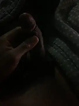 Snapshot of YeNaked chatting on April 16, 1:50 am YeNaked online show from April 16, 1:50 am