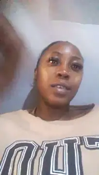 CocoButterxox online show from April 23, 1:13 pm