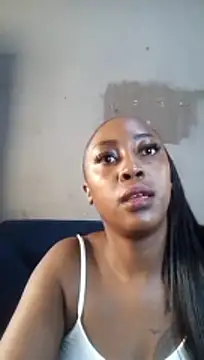 CocoButterxox online show from April 29, 11:47 am