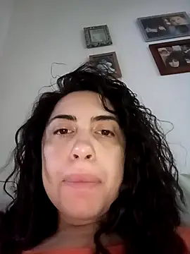 Snapshot of darkgodessone chatting on February 19, 12:01 pm darkgodessone online show from February 19, 12:01 pm