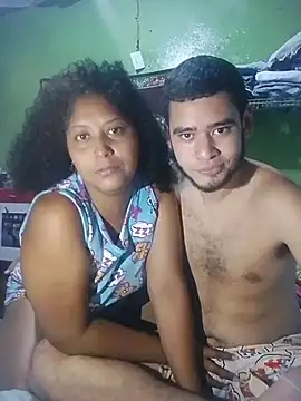 Snapshot of Isabel_and_Heckler chatting on January 6, 10:23 pm Isabel and Heckler online show from January 6, 10:23 pm