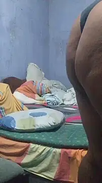 Isabel and Heckler online show from April 12, 12:59 am