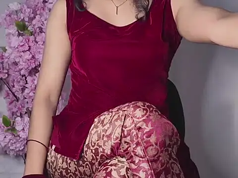 Yasminrosa online show from February 21, 12:33 am