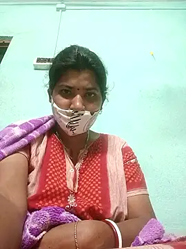 Snapshot of Monisha9876 chatting on January 7, 11:45 am Monisha9876 online show from January 7, 11:45 am