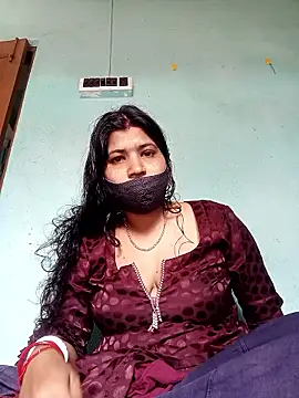 Snapshot of Monisha9876 chatting on January 12, 5:45 am Monisha9876 online show from January 12, 5:45 am