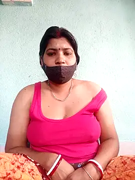 Snapshot of Monisha9876 chatting on January 15, 9:14 am Monisha9876 online show from January 15, 9:14 am