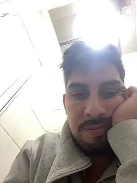 Llavedepalanca online show from January 8, 10:34 pm