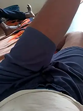 HotteboyShubh online show from January 18, 7:34 am