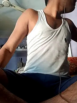 HotteboyShubh online show from March 4, 5:35 am