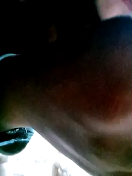 Snapshot of him220 chatting on January 18, 2:54 pm him220 online show from January 18, 2:54 pm