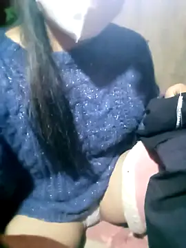 Snapshot of him220 chatting on February 4, 2:45 pm him220 online show from February 4, 2:45 pm