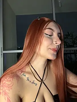 alesziarose  online show from February 24, 11:36 pm