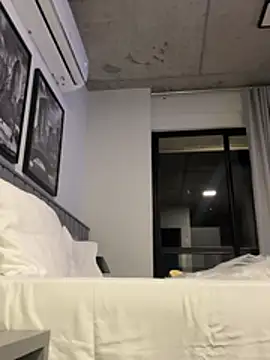 vinihfeh online show from February 22, 11:14 pm