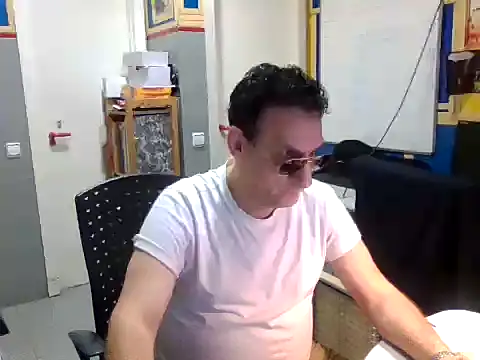 Viteperromad online show from February 16, 5:53 pm