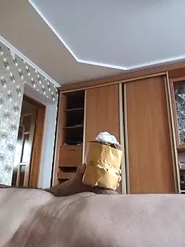 julianA1964 online show from April 1, 9:10 am