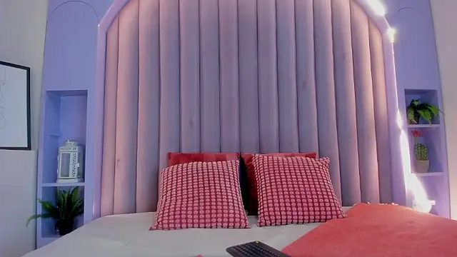 AmberStonne   online show from March 16, 2:50 am