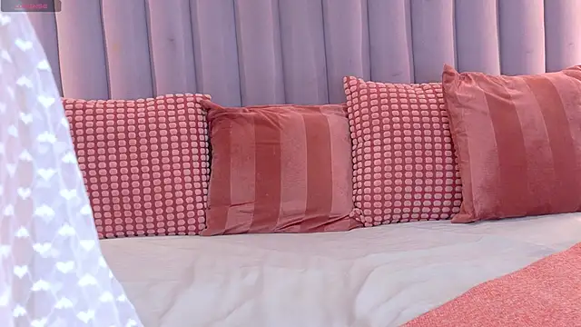 AmberStonne   online show from April 1, 2:56 am