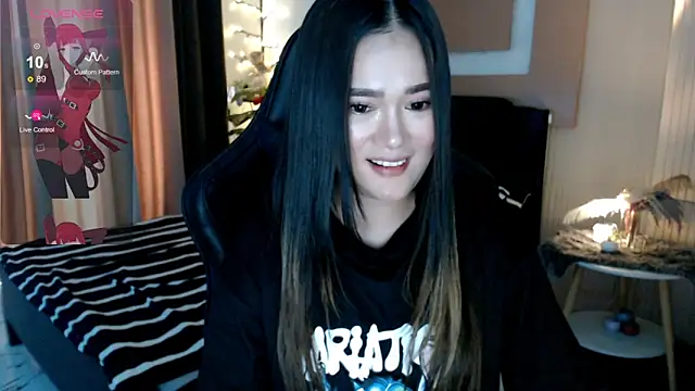 simplykhate online show from January 12, 1:44 am