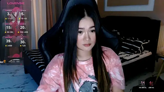 simplykhate online show from January 18, 8:18 am