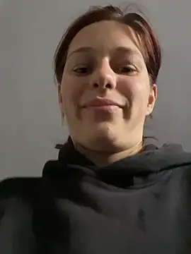 Snapshot of Lily_Viola chatting on May 31, 5:26 am Lily Viola online show from May 31, 5:26 am