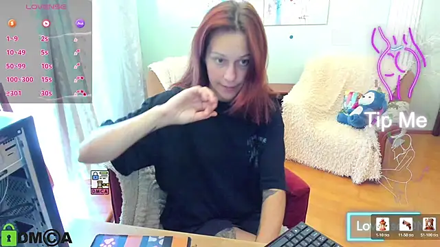 Snapshot of Lily_Viola chatting on June 29, 7:03 am Lily Viola online show from June 29, 7:03 am