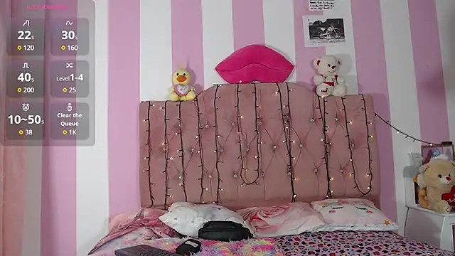 Snapshot of Celestesexx_ chatting on January 8, 10:50 am Celestesexx online show from January 8, 10:50 am