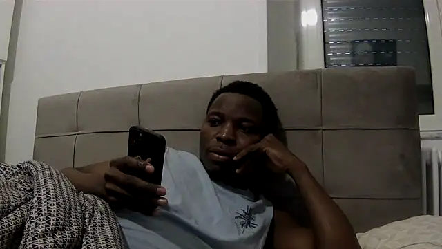 Bigchocco online show from March 4, 2:12 pm