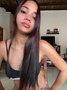 Snapshot of alice__cat chatting on February 4, 2:01 pm alice cat online show from February 4, 2:01 pm