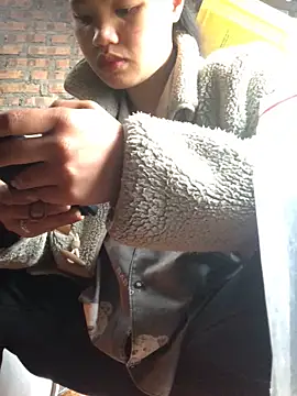 Minhkhue121 online show from February 10, 2:15 am