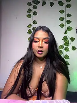Isabella Belmont online show from April 24, 7:55 am