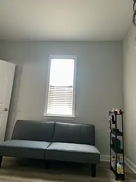 xouniq online show from March 23, 6:12 pm