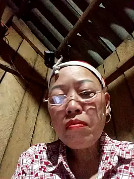 Agnes-baby online show from April 3, 2:26 pm