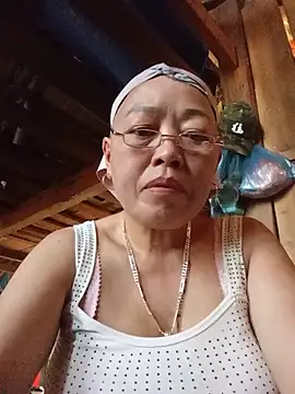 Snapshot of Agnes-baby chatting on July 7, 3:09 am Agnes-baby online show from July 7, 3:09 am