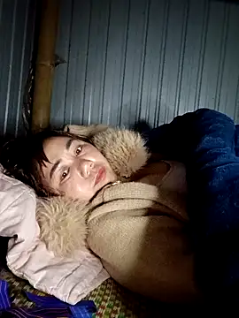 Snapshot of alycen chatting on January 5, 8:23 pm alycen online show from January 5, 8:23 pm