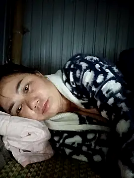 Snapshot of alycen chatting on January 6, 8:34 pm alycen online show from January 6, 8:34 pm