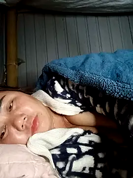 Snapshot of alycen chatting on January 7, 9:28 pm alycen online show from January 7, 9:28 pm