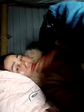 Snapshot of alycen chatting on January 8, 2:08 pm alycen online show from January 8, 2:08 pm