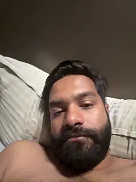 Snapshot of Rahil_94 chatting on May 8, 5:18 pm Rahil 94 online show from May 8, 5:18 pm