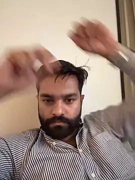 Snapshot of Rahil_94 chatting on May 31, 9:49 am Rahil 94 online show from May 31, 9:49 am