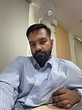Snapshot of Rahil_94 chatting on June 22, 4:20 am Rahil 94 online show from June 22, 4:20 am