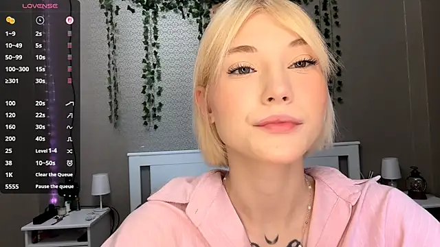 LlsabethHaze online show from February 24, 12:14 pm