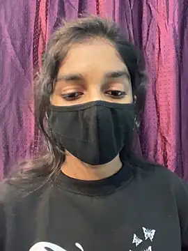 HotxAnamika online show from February 13, 10:11 am