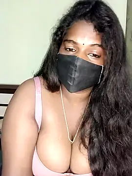 Milky Julia online show from July 8, 7:18 pm