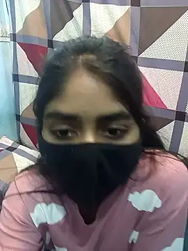 HotxMuskan online show from February 19, 9:05 am