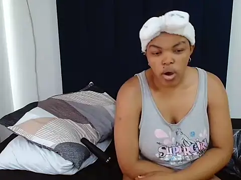 Snapshot of Sophia_2026 chatting on January 11, 9:47 am Sophia 2026 online show from January 11, 9:47 am